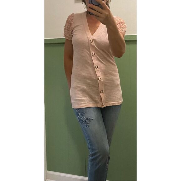 Twelve by twelve  Los Angles Pink Ruffle Lace Sleeves Buttons down Women’s Top - Picture 1 of 9